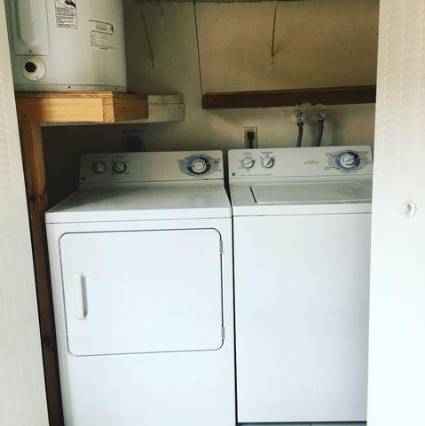 2831 Pierce Street, Hollywood, FL 33020