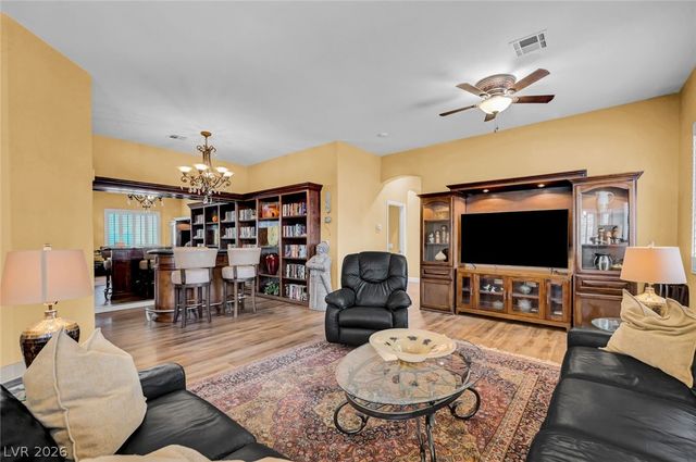 9272 Drifting Bay Street, Las Vegas, NV 89123