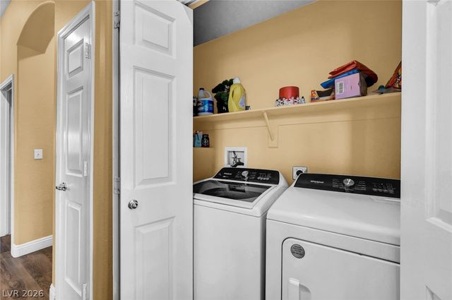 9272 Drifting Bay Street, Las Vegas, NV 89123
