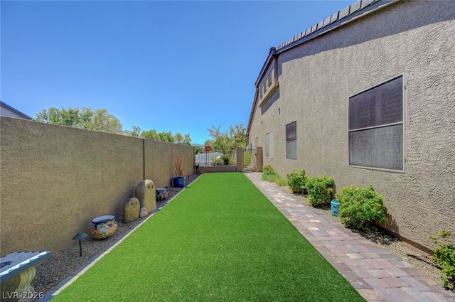 9272 Drifting Bay Street, Las Vegas, NV 89123