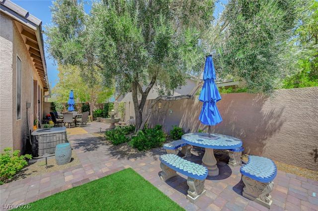 9272 Drifting Bay Street, Las Vegas, NV 89123