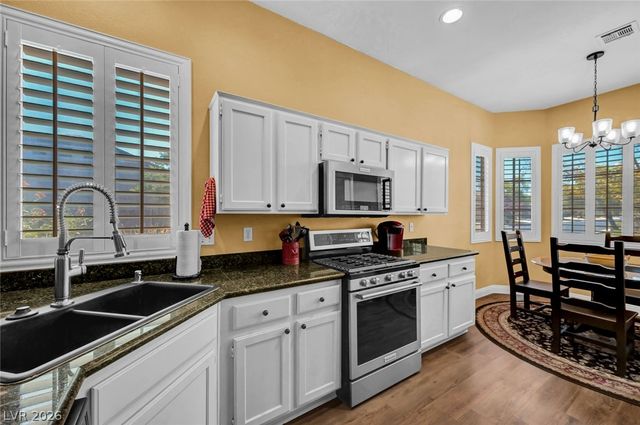 9272 Drifting Bay Street, Las Vegas, NV 89123