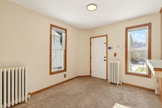 274 Wyoming Street E, Saint Paul, MN 55107