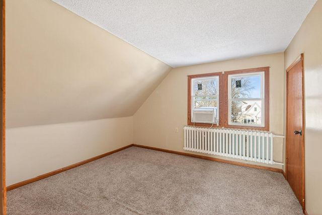 274 Wyoming Street E, Saint Paul, MN 55107