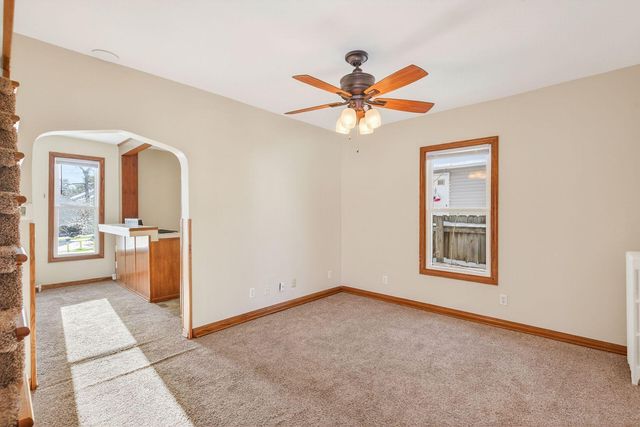 274 Wyoming Street E, Saint Paul, MN 55107