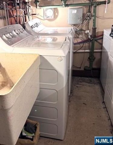 123 E Harwood Terrace 1st FL, Palisades Park, NJ 07650