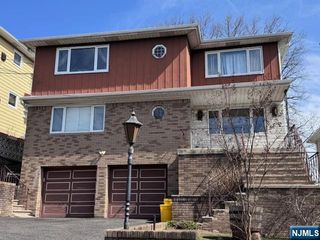 123 E Harwood Terrace 1st FL, Palisades Park, NJ 07650