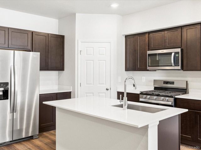 1600 Riverplace Dr 3, Windsor, CO 80550