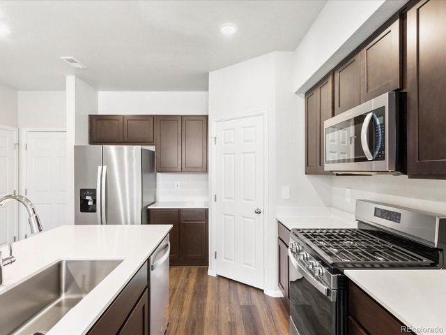 1600 Riverplace Dr 3, Windsor, CO 80550