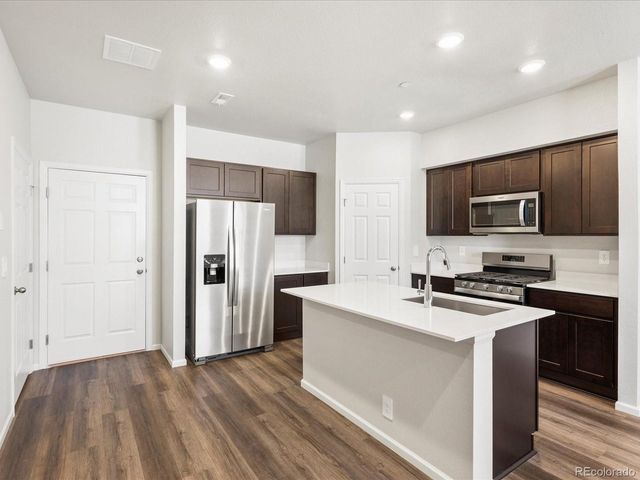 1600 Riverplace Dr 3, Windsor, CO 80550