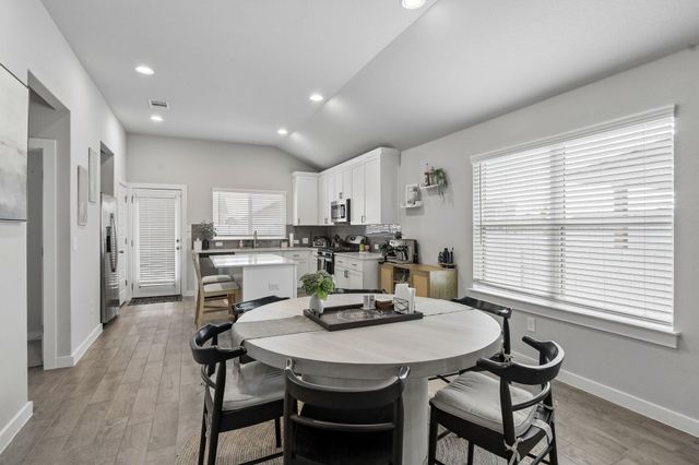 164 Appleberry LN, Elgin, TX 78621