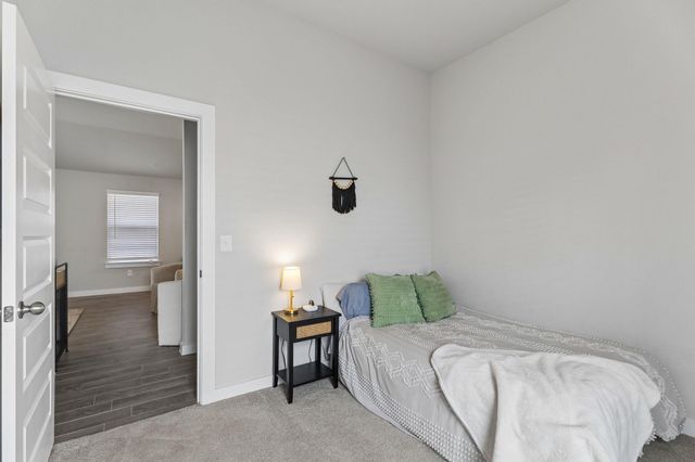 164 Appleberry LN, Elgin, TX 78621