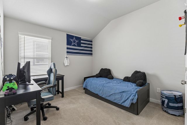 164 Appleberry LN, Elgin, TX 78621