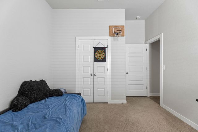 164 Appleberry LN, Elgin, TX 78621