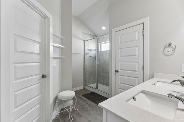 164 Appleberry LN, Elgin, TX 78621