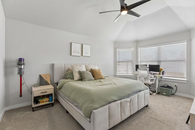 164 Appleberry LN, Elgin, TX 78621