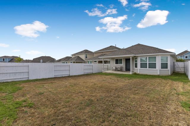 164 Appleberry LN, Elgin, TX 78621