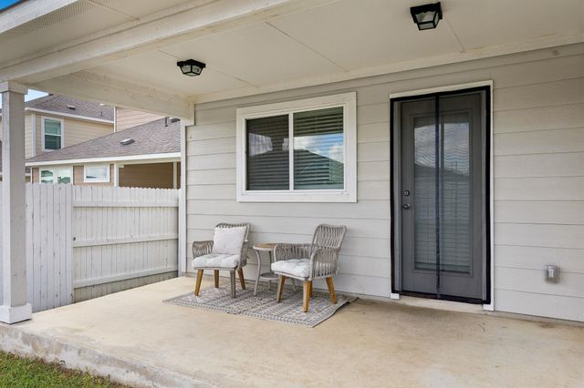 164 Appleberry LN, Elgin, TX 78621