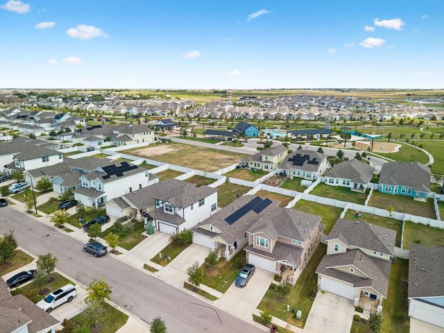 164 Appleberry LN, Elgin, TX 78621
