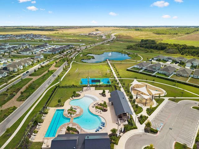 164 Appleberry LN, Elgin, TX 78621