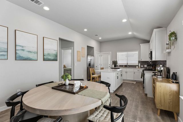 164 Appleberry LN, Elgin, TX 78621