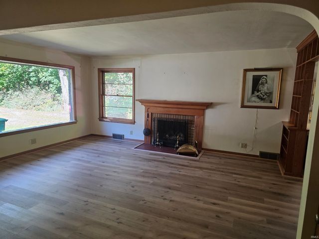 21840 Ireland Road, South Bend, IN 46614