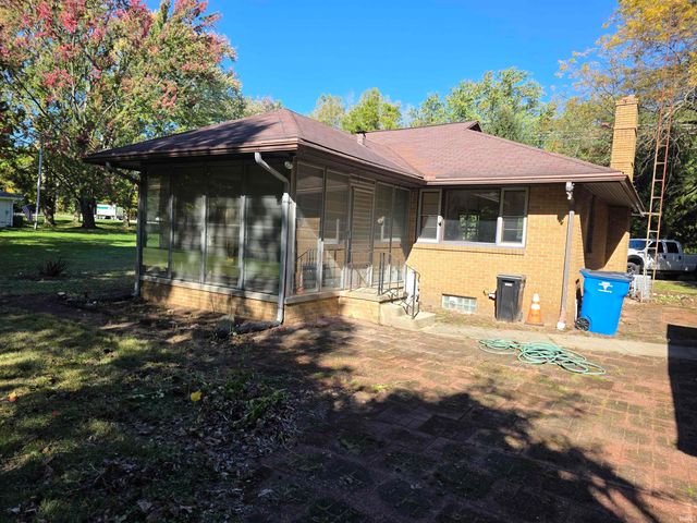 21840 Ireland Road, South Bend, IN 46614