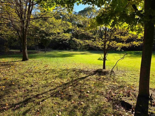 21840 Ireland Road, South Bend, IN 46614