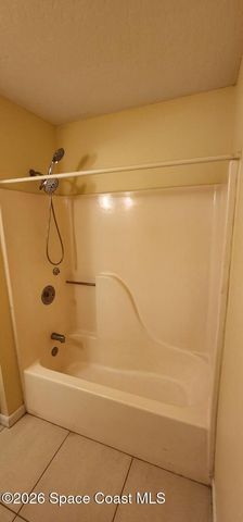 2101 Forest Knoll Drive NE 01-205, Palm Bay, FL 32905