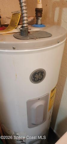 2101 Forest Knoll Drive NE 01-205, Palm Bay, FL 32905