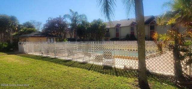 2101 Forest Knoll Drive NE 01-205, Palm Bay, FL 32905