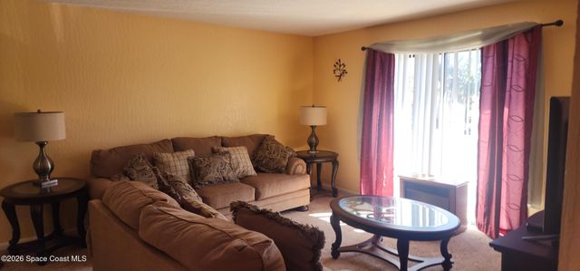 2101 Forest Knoll Drive NE 01-205, Palm Bay, FL 32905