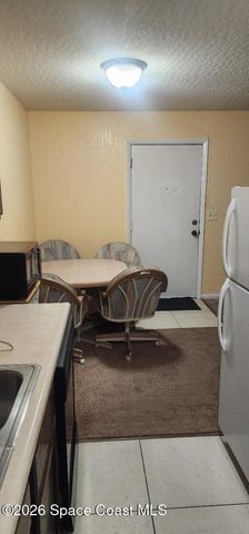 2101 Forest Knoll Drive NE 01-205, Palm Bay, FL 32905