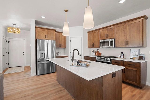 2897 HOWARD, Howard, WI 54313