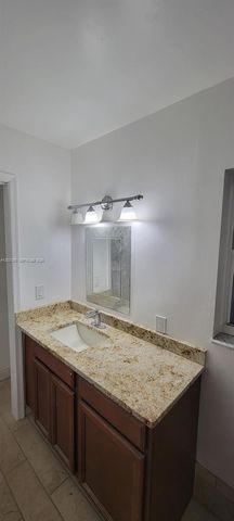 142 SE 4th Avenue, Boynton Beach, FL 33435