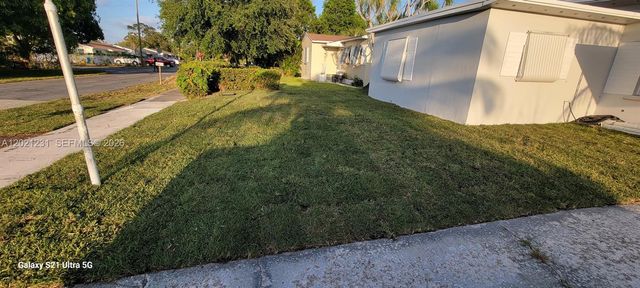142 SE 4th Avenue, Boynton Beach, FL 33435