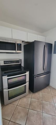 142 SE 4th Avenue, Boynton Beach, FL 33435