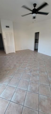 142 SE 4th Avenue, Boynton Beach, FL 33435