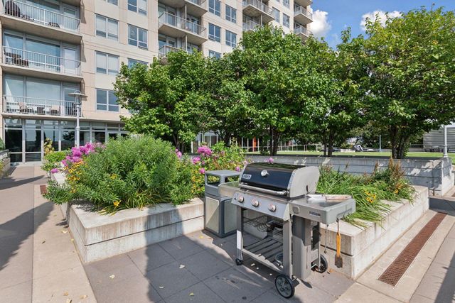 929 Portland Avenue 1305, Minneapolis, MN 55404
