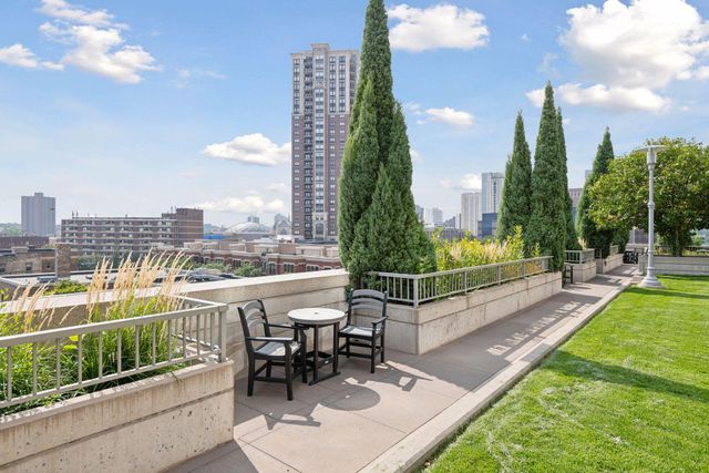 929 Portland Avenue 1305, Minneapolis, MN 55404