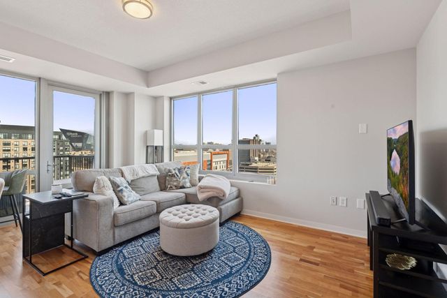929 Portland Avenue 1305, Minneapolis, MN 55404