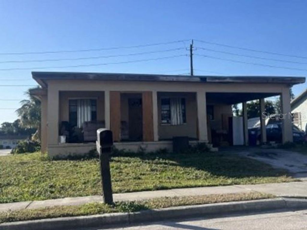 Image 1 of property listing at 190 SW 6TH AVENUE, South Bay, FL 33493