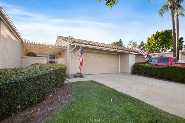 872 Pebble Beach, Upland, CA 91784