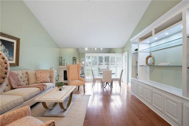 872 Pebble Beach, Upland, CA 91784
