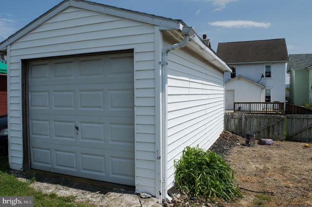 558 S CHURCH STREET, Waynesboro, PA 17268