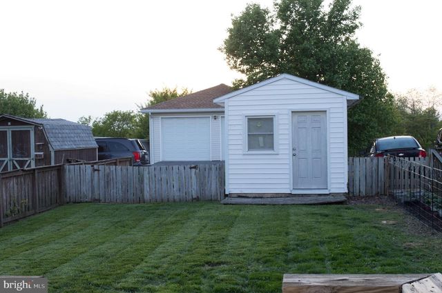 558 S CHURCH STREET, Waynesboro, PA 17268