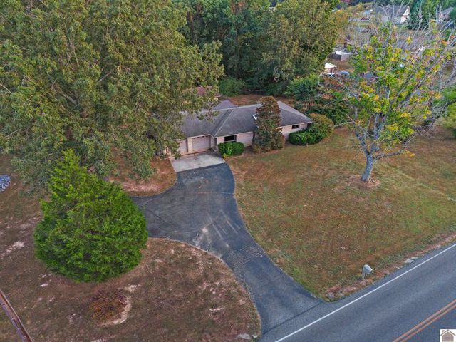 1514 Moors Camp Hwy, Benton, KY 42025