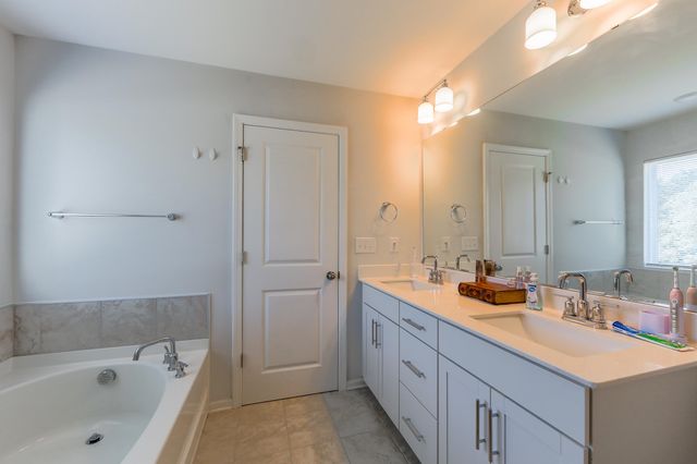 7037 Haddington Drive, Roebuck, SC 29376