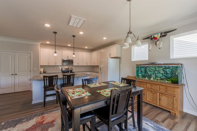 7037 Haddington Drive, Roebuck, SC 29376