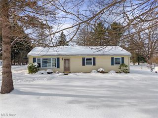 10560 Auburn Road, Chardon, OH 44024